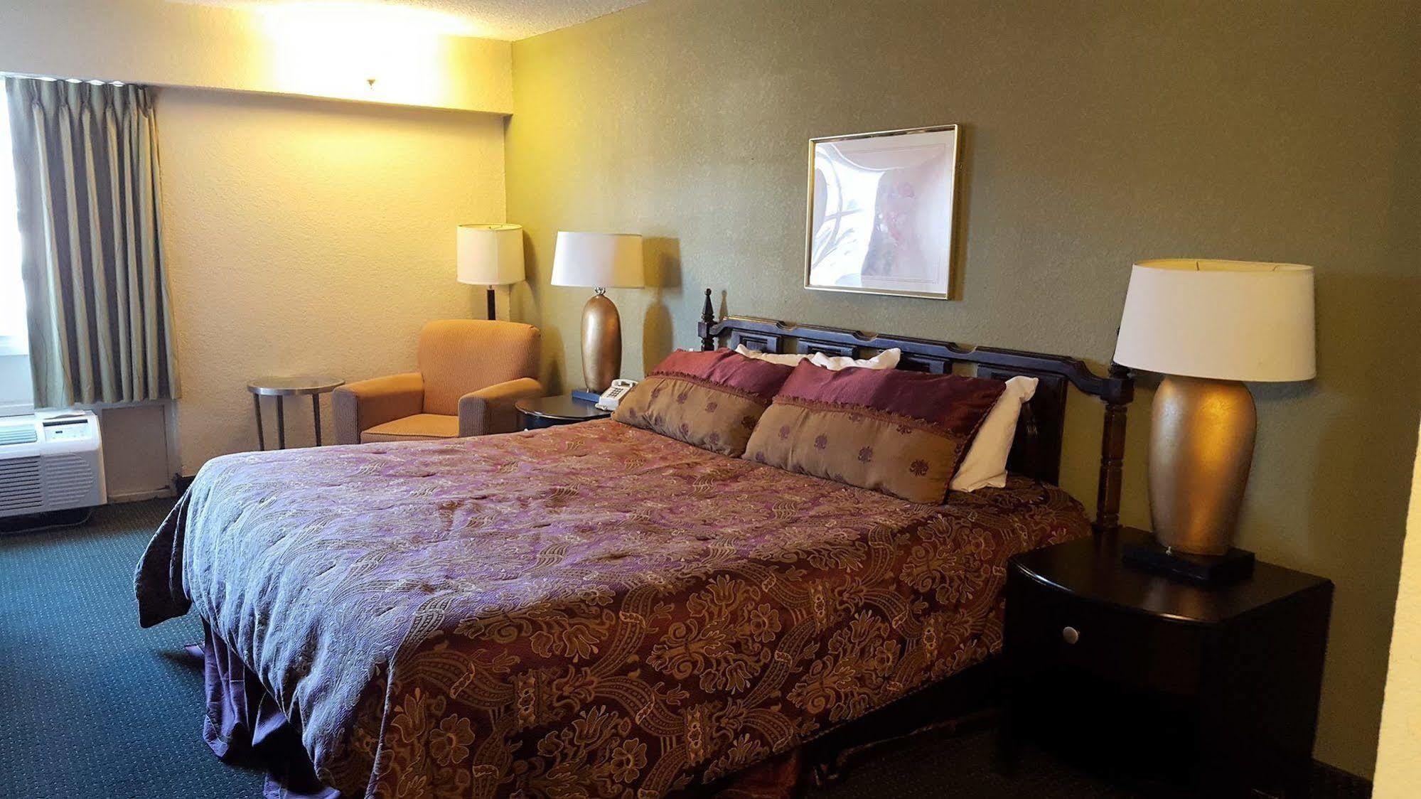 River Valley Inn And Suites By Belvilla Fort Smith Exteriör bild